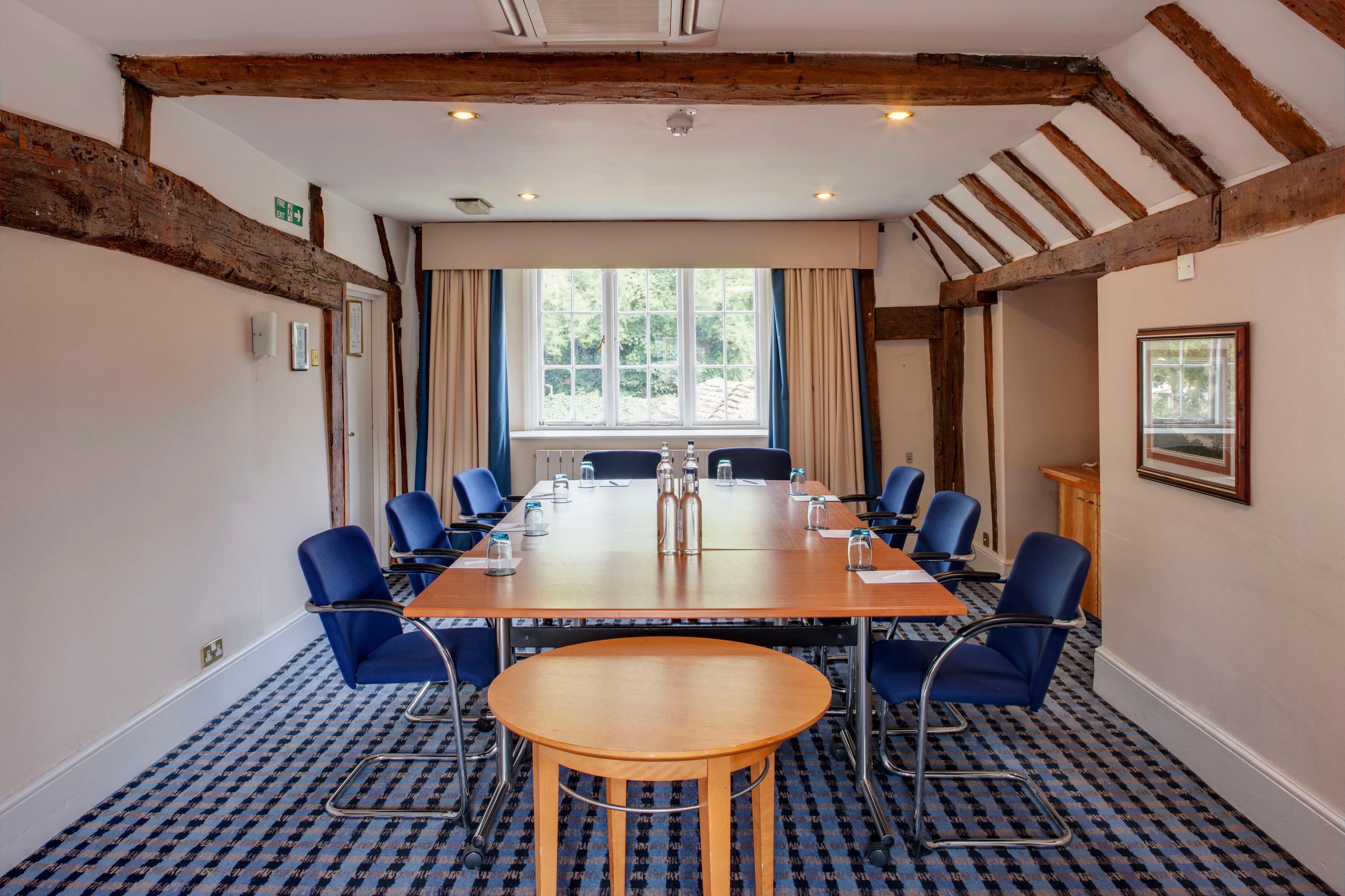 Holiday Inn Ashford Central By Ihg Exterior photo