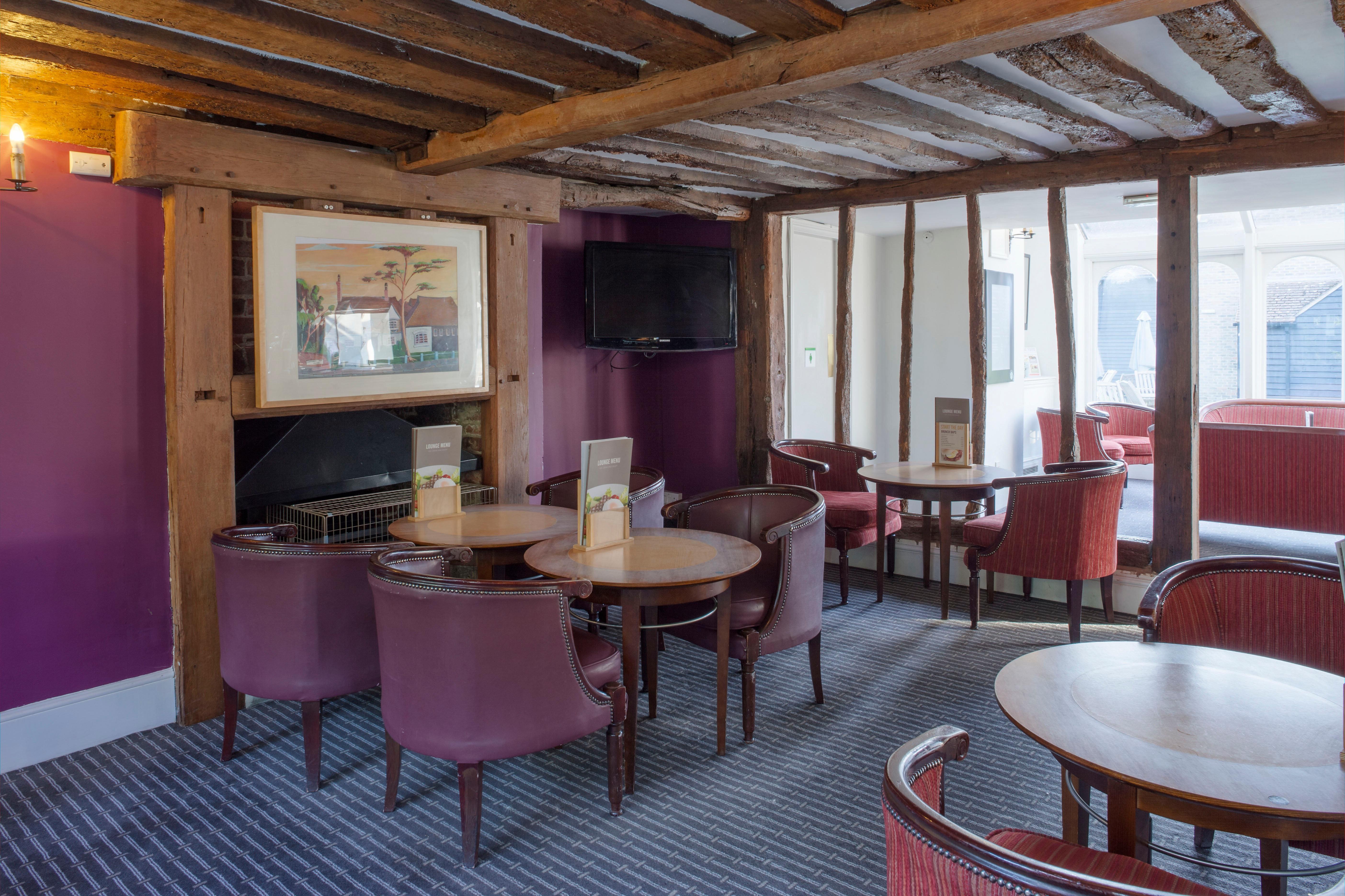 Holiday Inn Ashford Central By Ihg Exterior photo