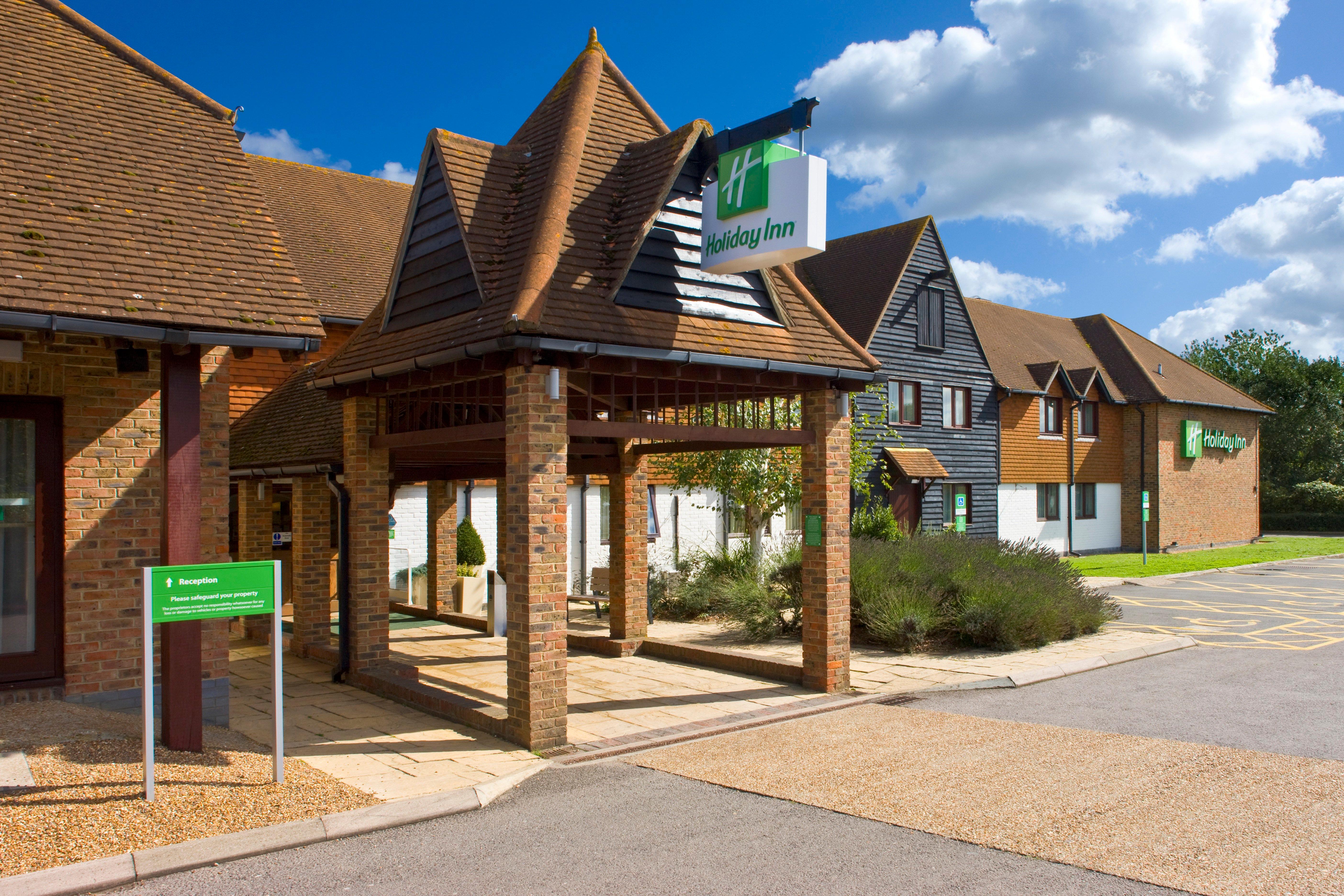 Holiday Inn Ashford Central By Ihg Exterior photo