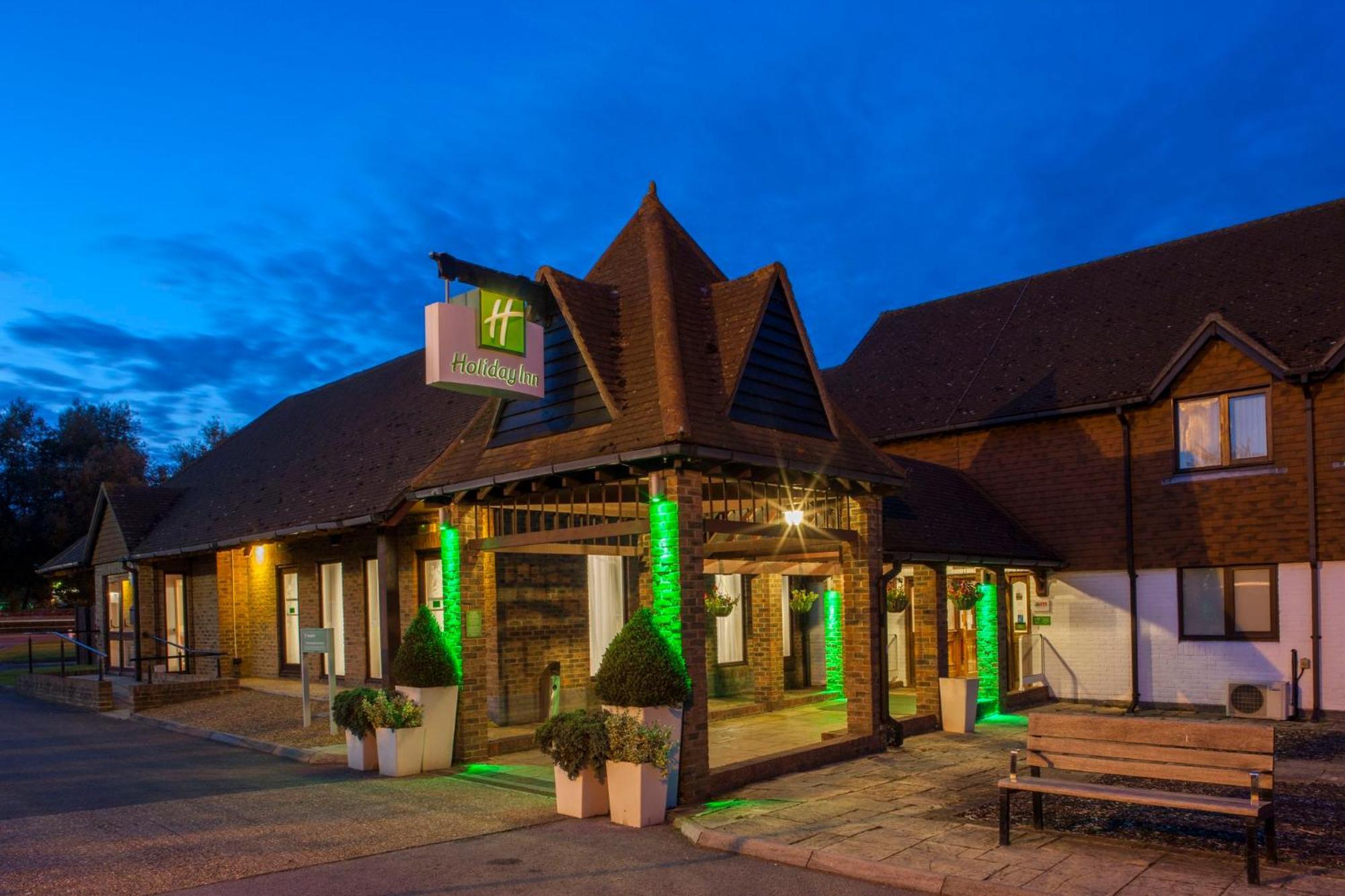 Holiday Inn Ashford Central By Ihg Exterior photo