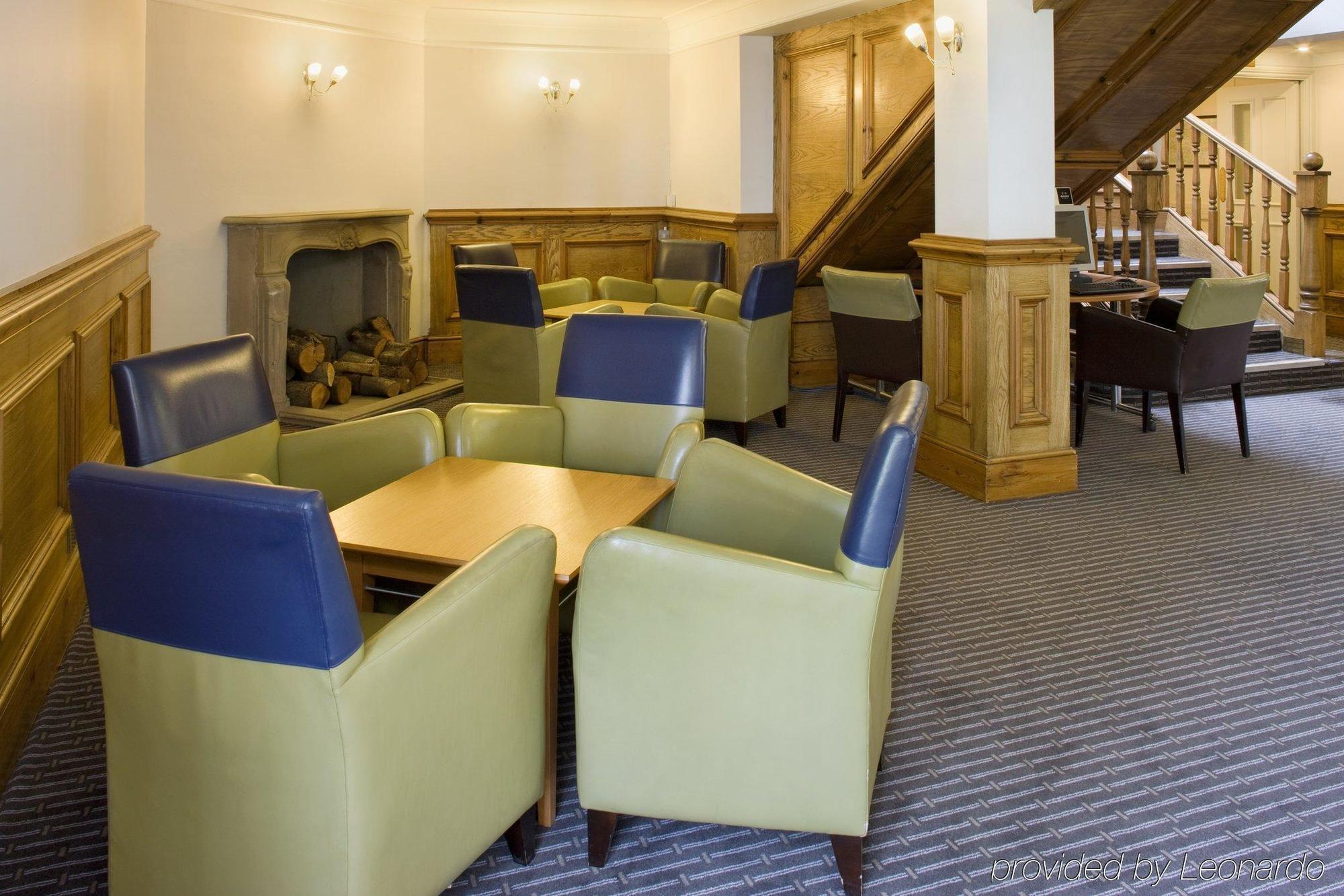 Holiday Inn Ashford Central By Ihg Restaurant photo